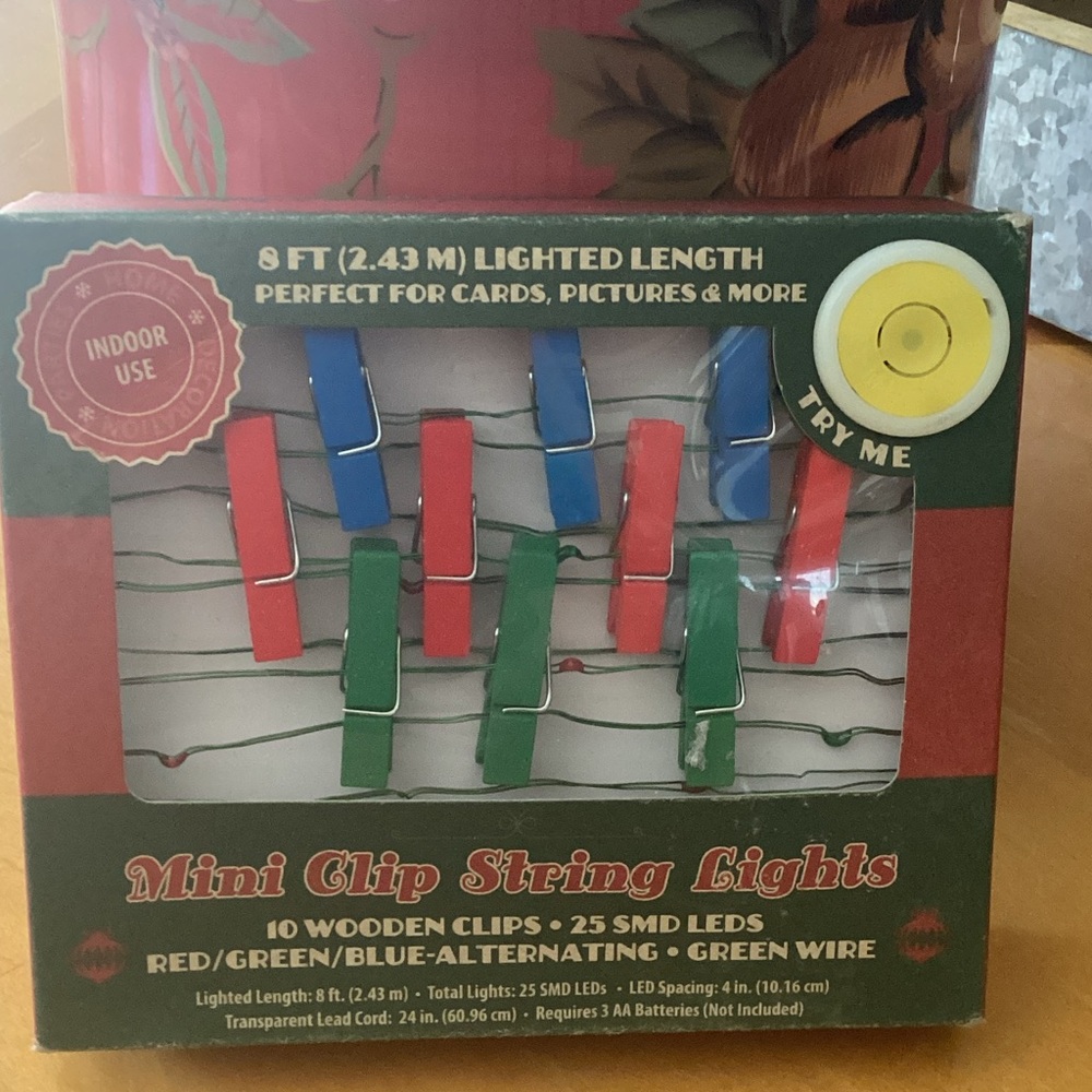 Mini Clip String Lights with Red and Green Clips